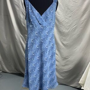 Ann Taylor LOFT Blue Floral Patterned Flowing Midi Dress 10
